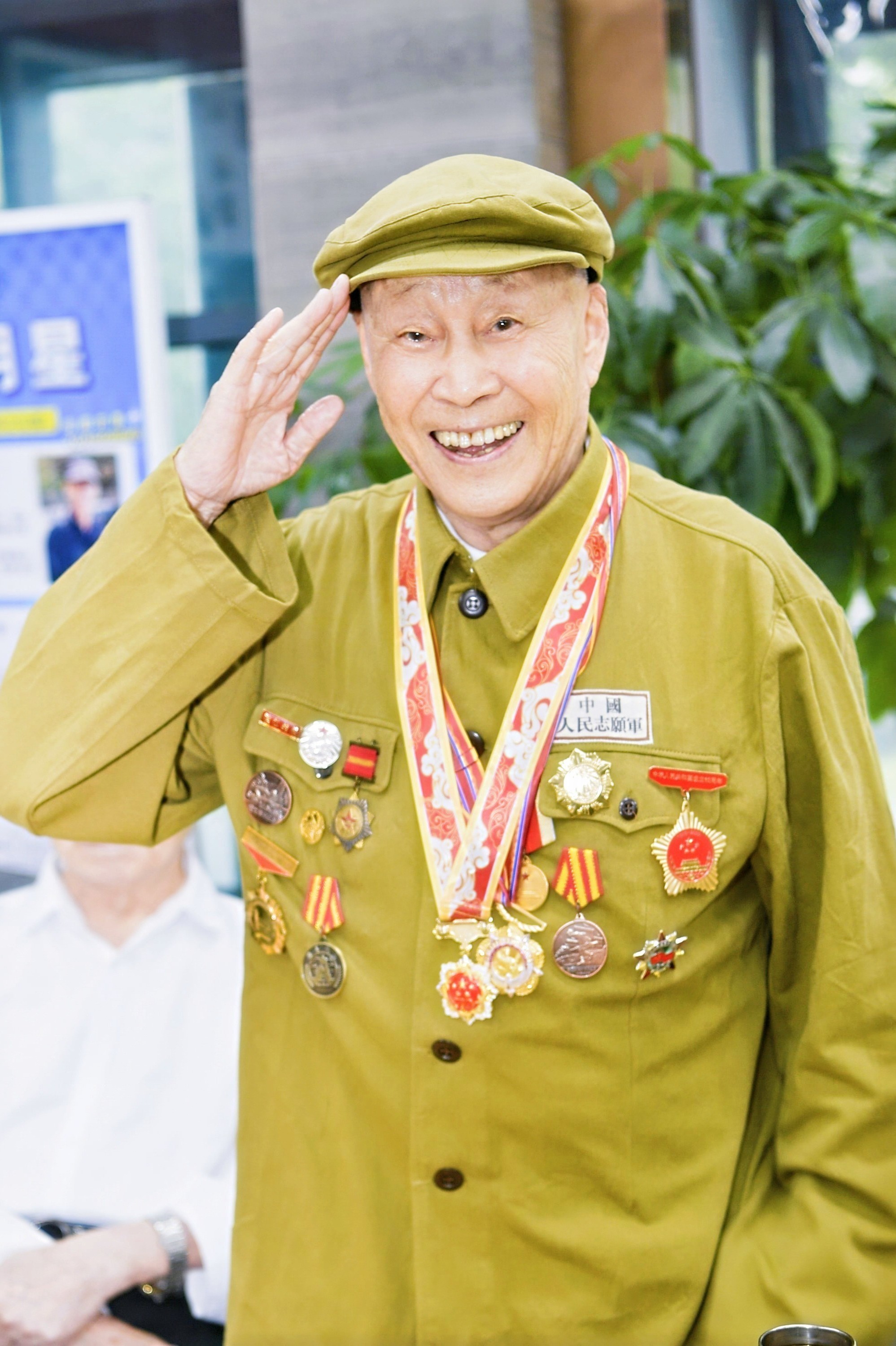 八一快乐健康3.jpg